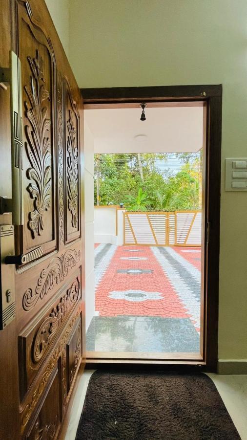 Skylounge Residency Διαμέρισμα Thiruvananthapuram Εξωτερικό φωτογραφία