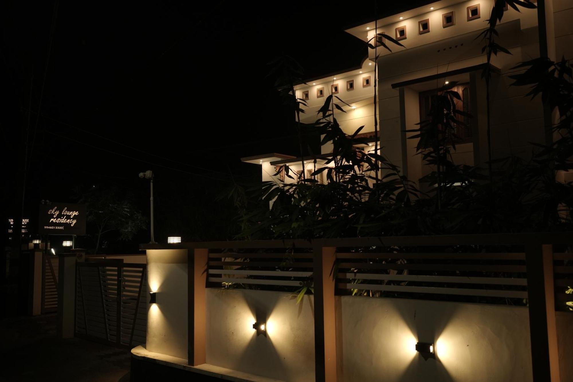Skylounge Residency Διαμέρισμα Thiruvananthapuram Εξωτερικό φωτογραφία